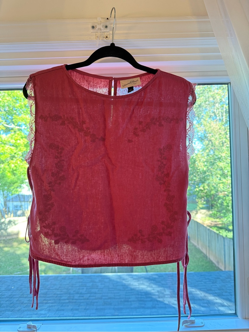 Universal Thread Rose Red Lace-Trim Sleeveless Camisole